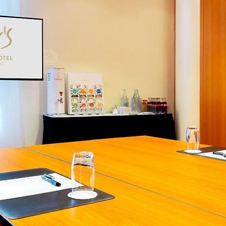 Victor'S Residenz-Hotel Frankenthal Франкентал Екстериор снимка