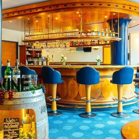 Victor'S Residenz-Hotel Frankenthal Франкентал Екстериор снимка