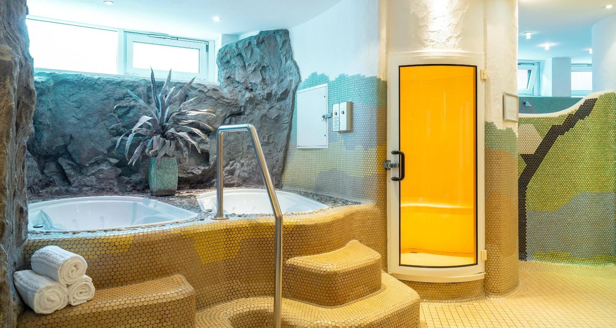 Victor'S Residenz-Hotel Frankenthal Франкентал Екстериор снимка